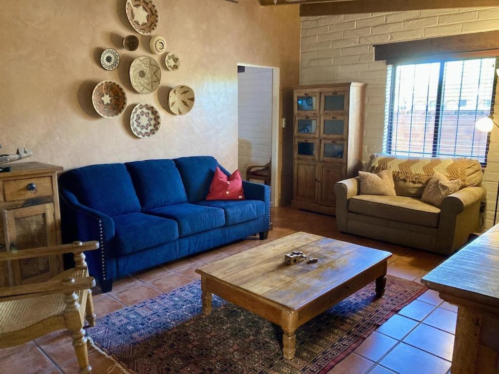 Casa Azul - Cute Centrally Located Adobe With Large Fenced Outdoor Living For Pets And Adults, Non-Smoking 土桑 外观 照片